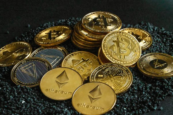 Estafas criptomonedas España, fraude sentimental online España, recuperar dinero estafa crypto España, Hacker ético estafa crypto España, Víctimas romance scam España